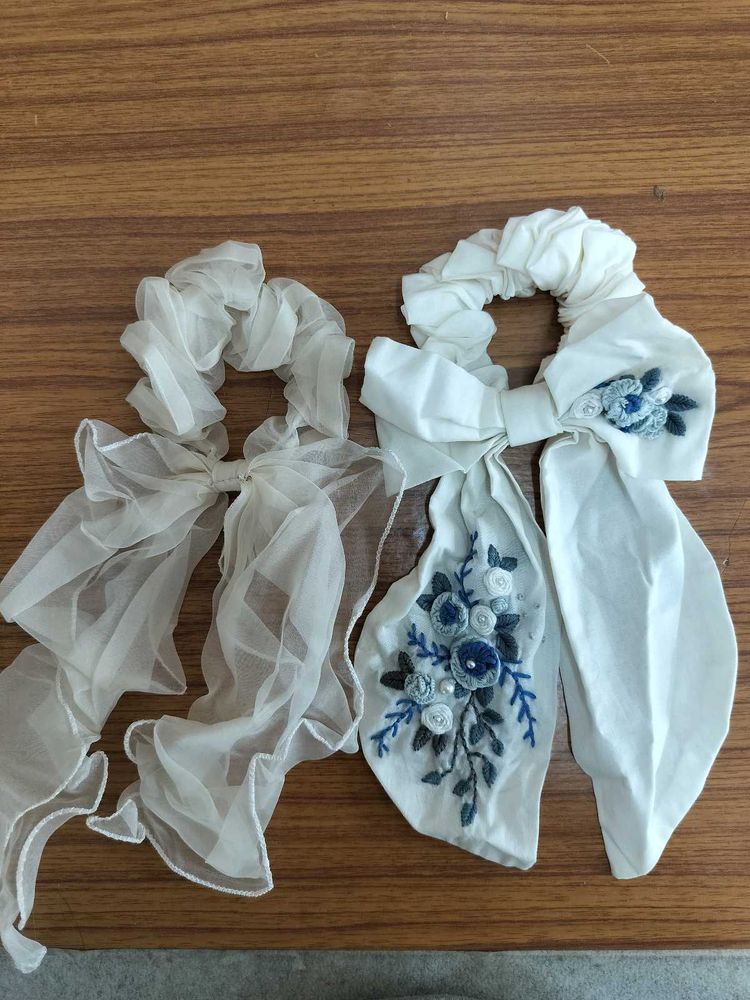 🌷2x Embroidered Hairband