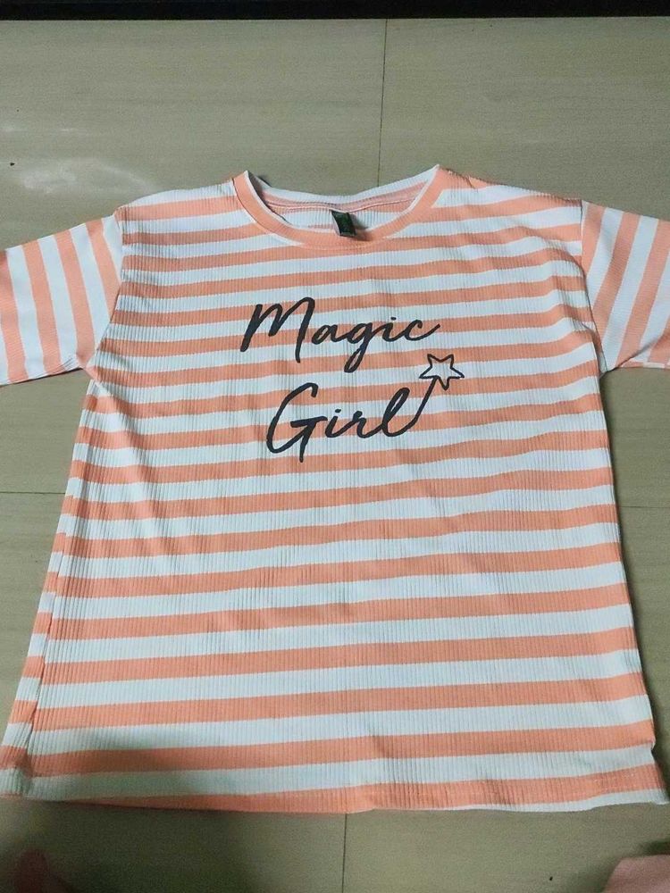 Beautiful Shirt 😻 In Front Magic Girl