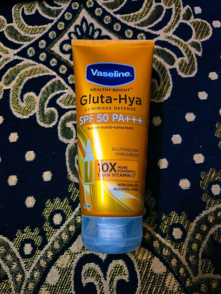 Vaseline All Gluta Hya - Antioxidant Spf 50 Pa+++