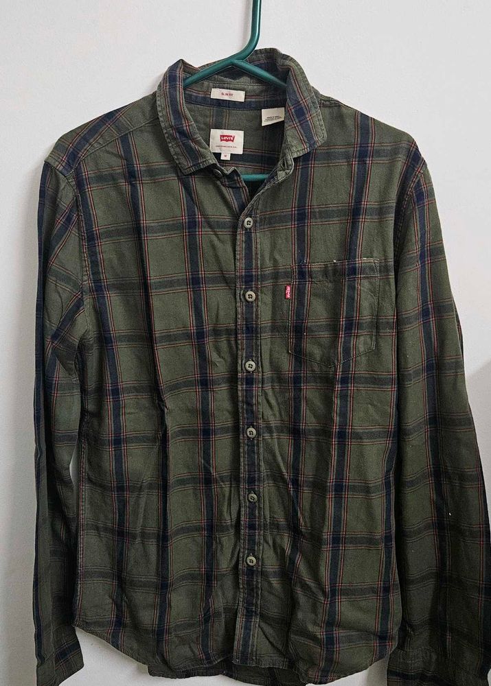 Levi&#39;s Olive Checked Shirt [PRICE NEGOTIABL