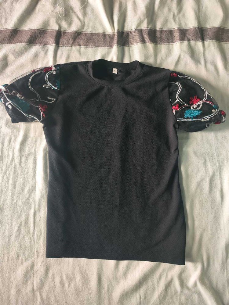 Black Fitted Top