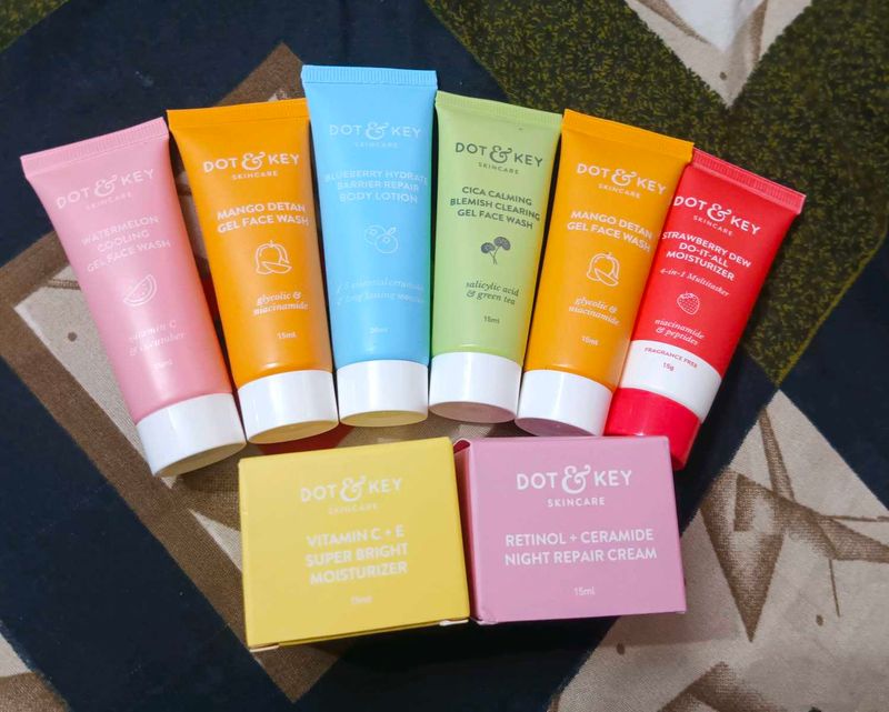 Dot &amp; Key Skincare Set Combo (Pack Of 8)