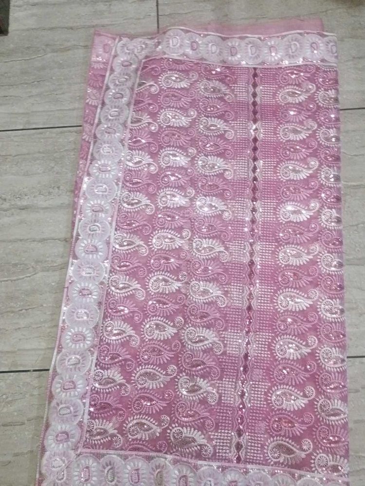 Pink &amp; White Embroidered Sarri