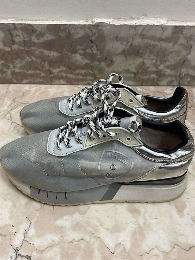 Sneakers For Girls