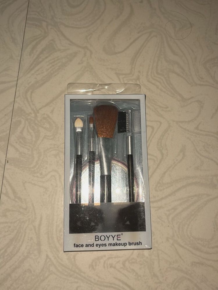 Makeup Brush