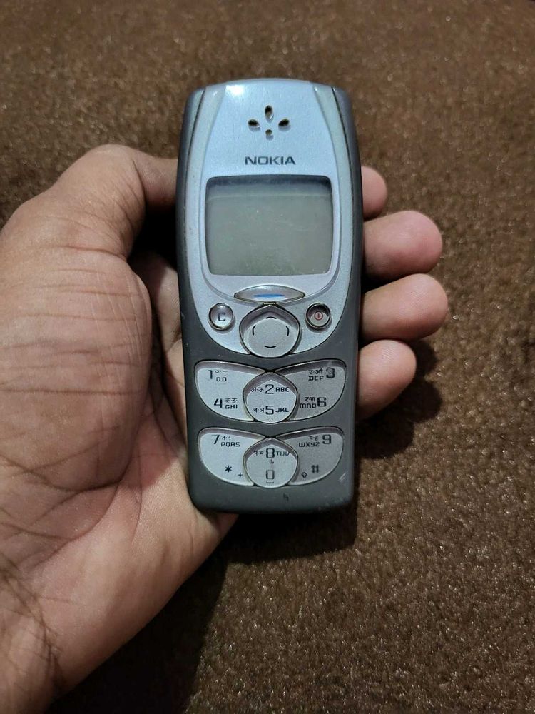 Nokia 2300
