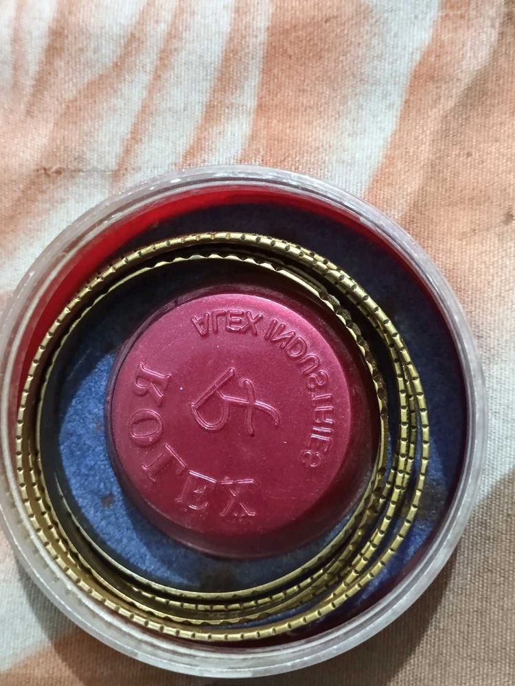 Gold Tone Bangle Set