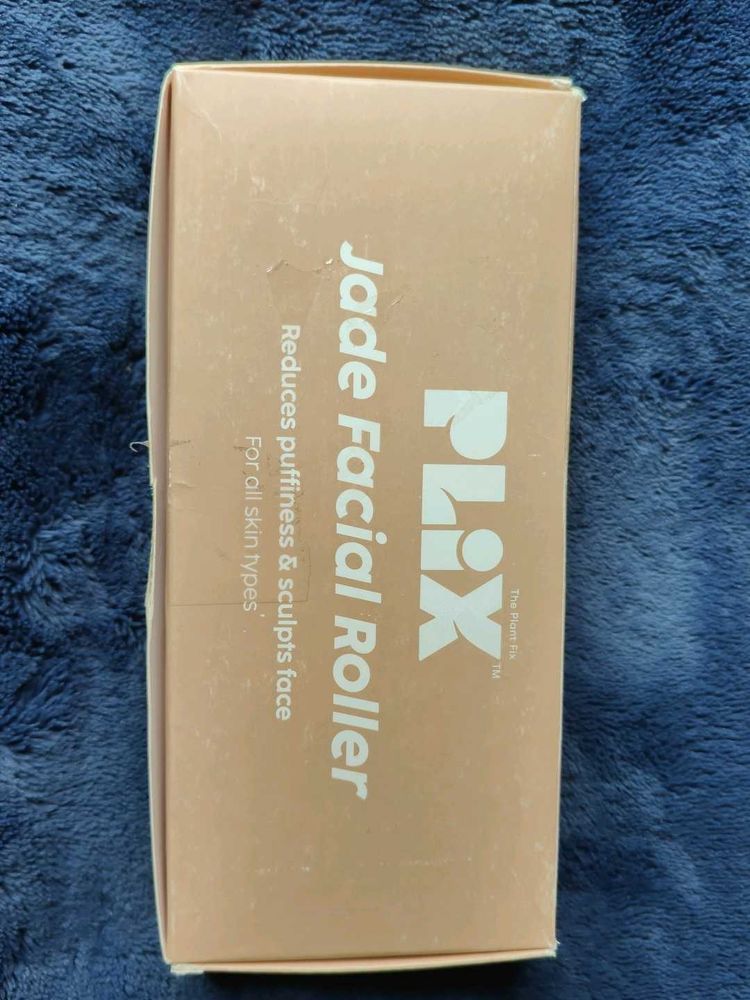 Plix Guasha Quartz And Jade Roller