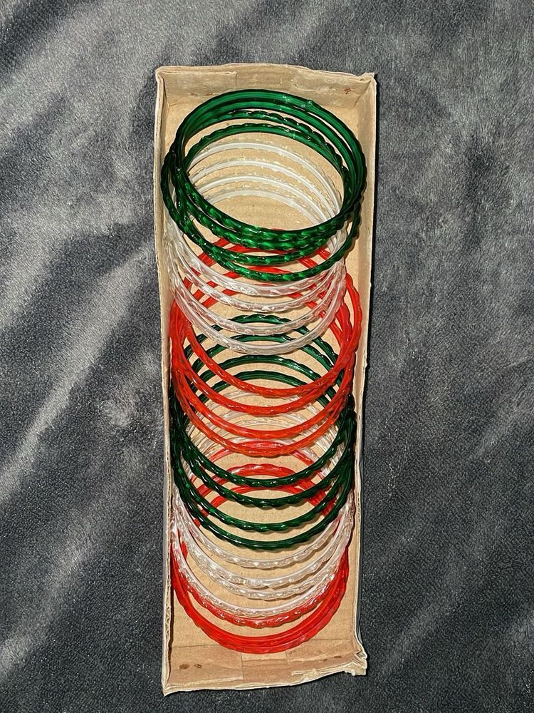Tiranga Bangles Set
