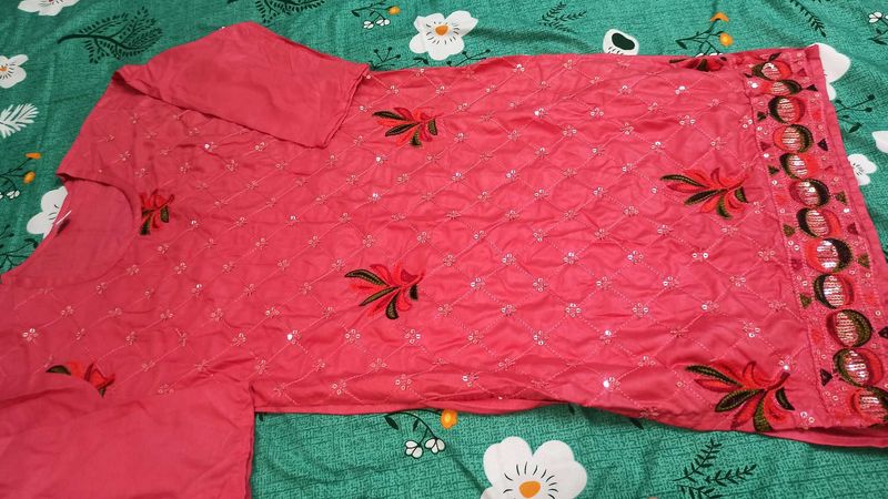 Beutiful Dress With Garara And Dupatta