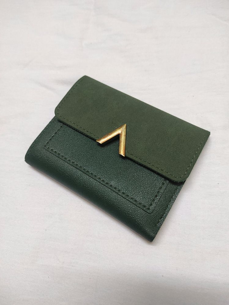 Short Wallet Tri-fold Walle