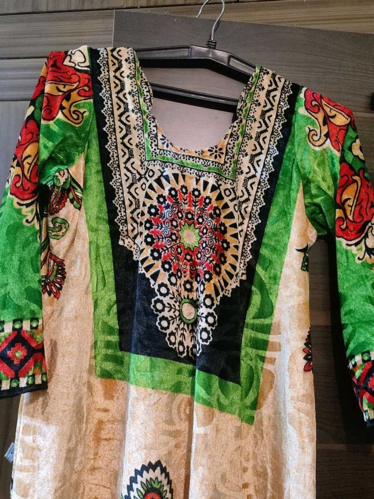 Printed velvet kurta set