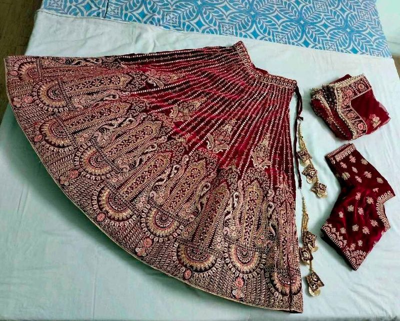 Beautiful Bridal Lahenga