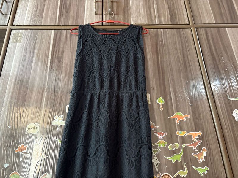 Elegant Black Lace Dress