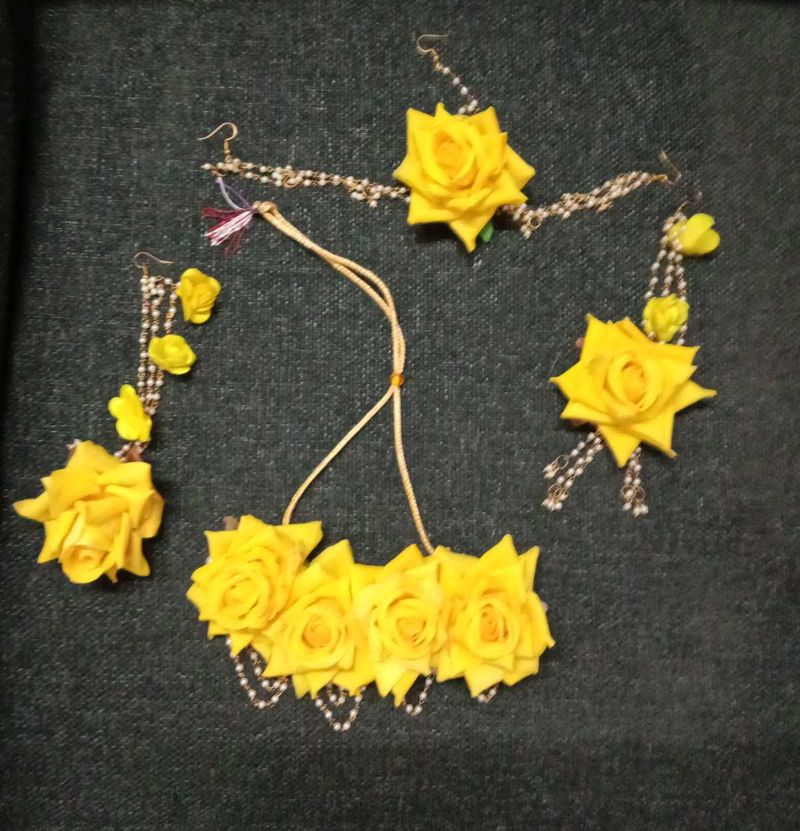 Yellow Floral Jewellery Set
