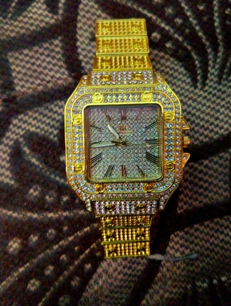 Statement Gold Watch