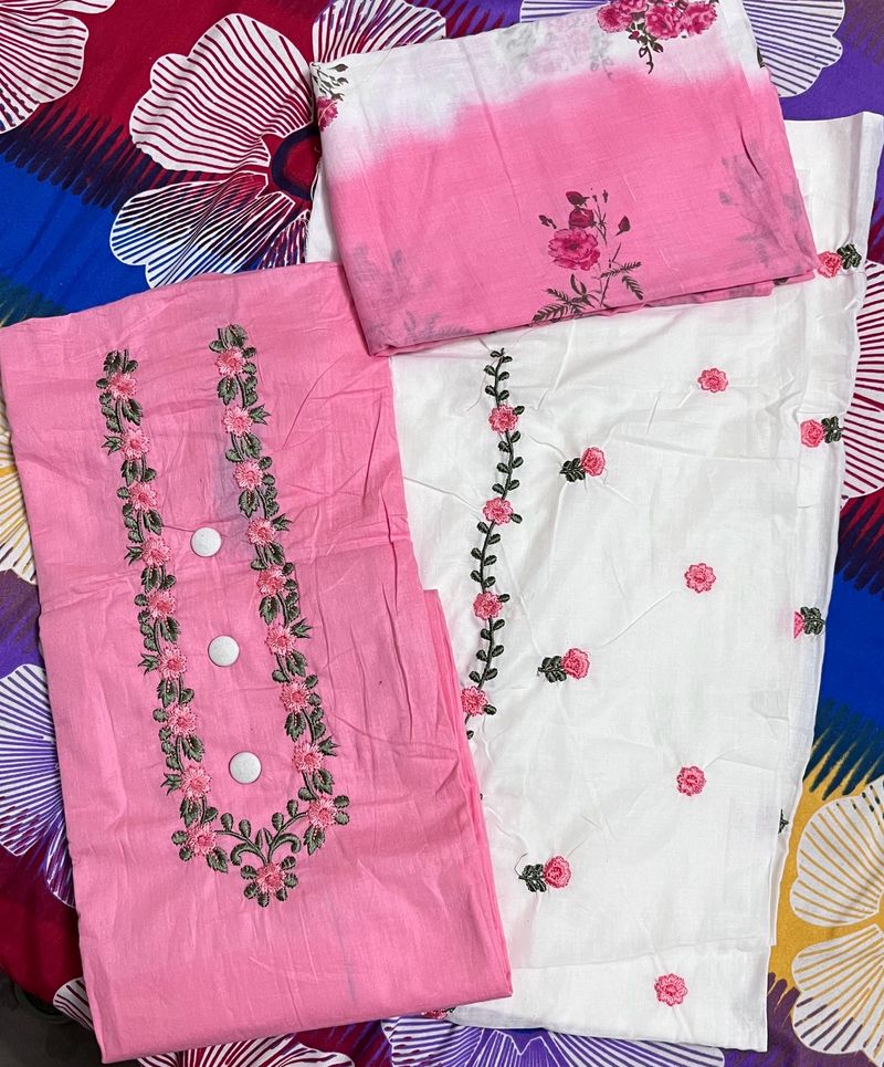 Light Coloured Cotton Suite With Dupatta