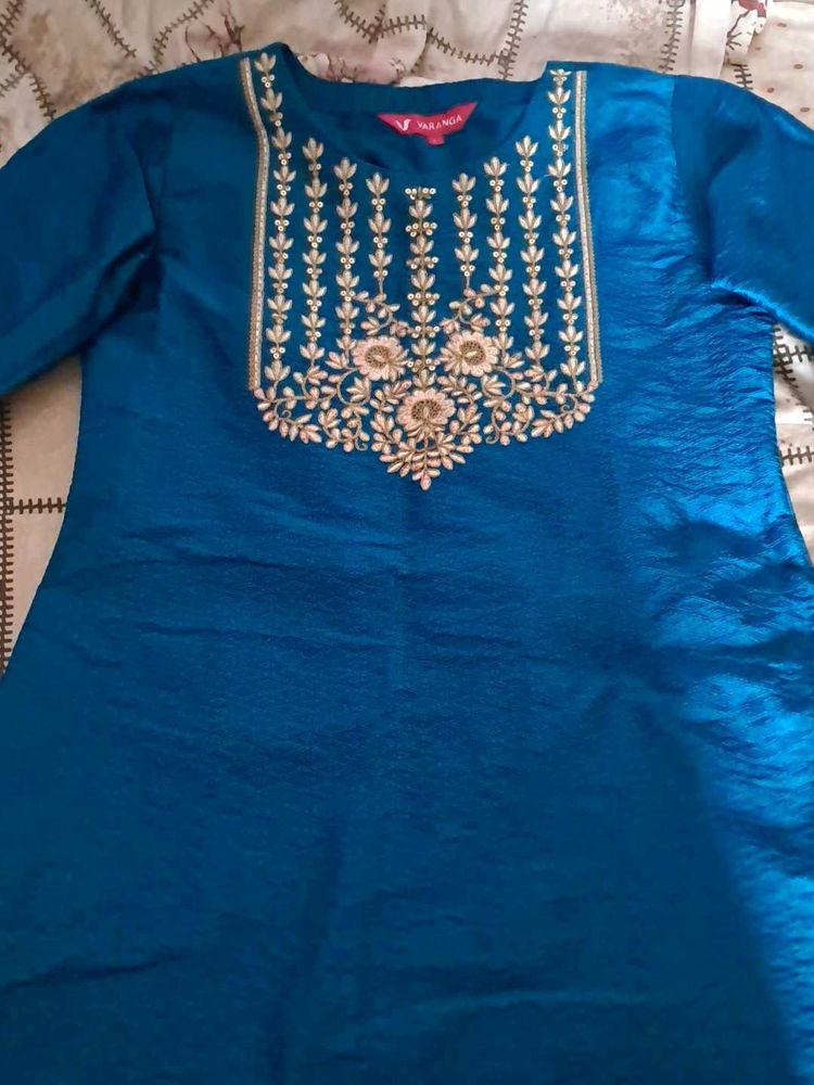Ready-made Suit With Dupatta  Size M