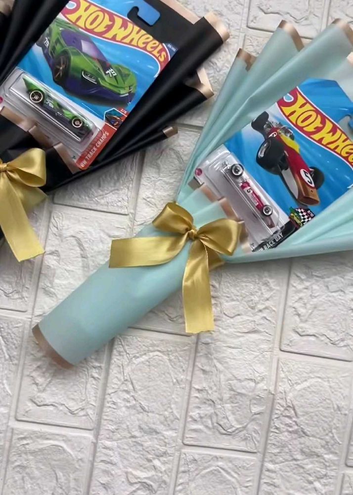 Hot Wheels Bouquet( any 1)