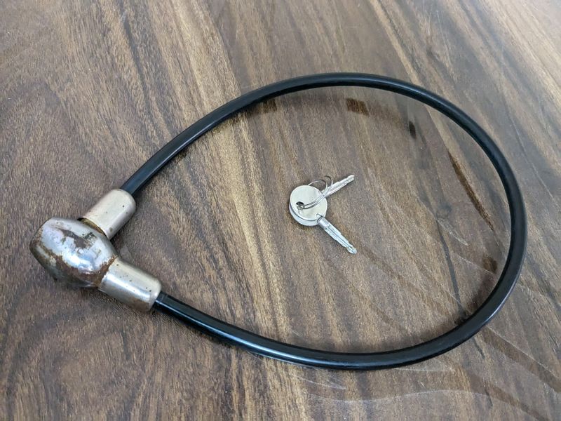 Helmet Lock 🔐