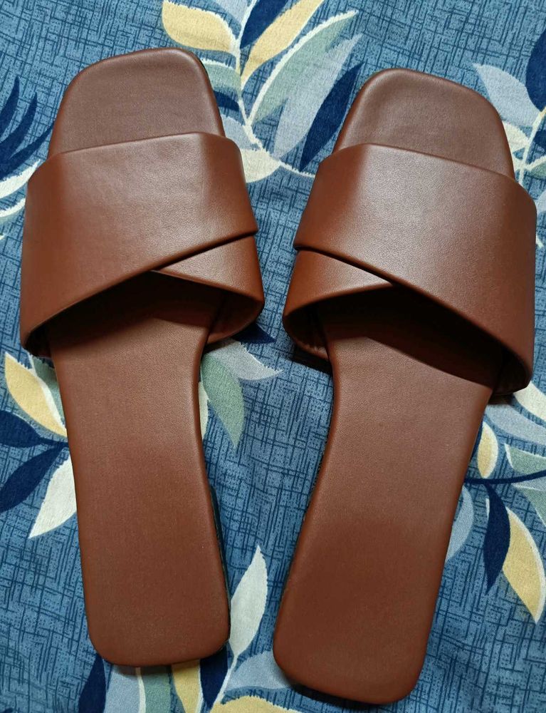 FLATS