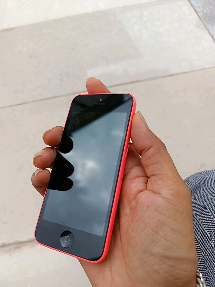 I Phone 5c Pink Colour