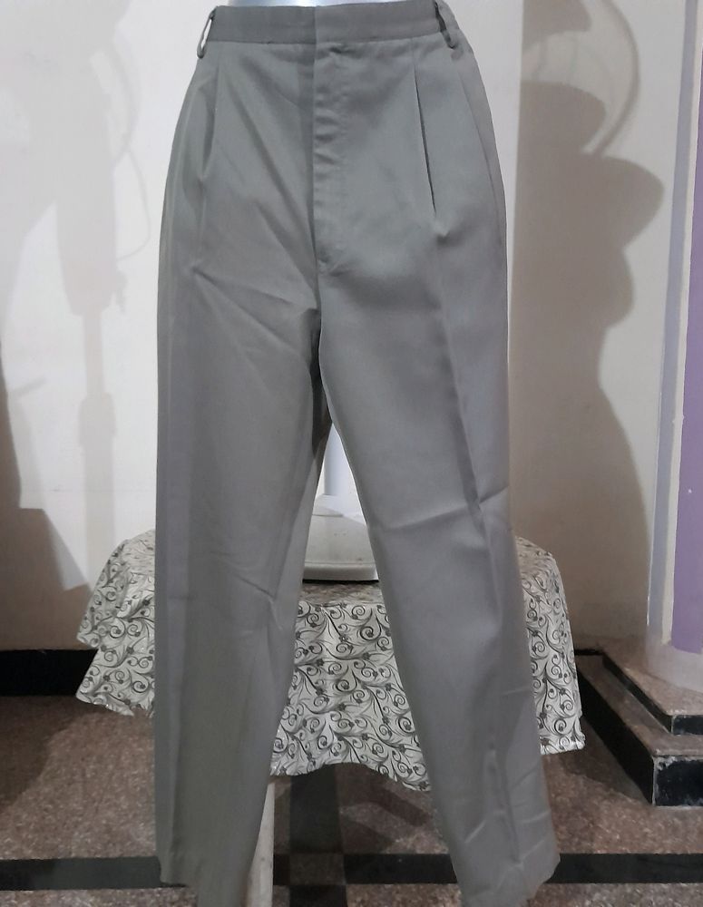 Woman Trouser, 32&#34; Unused Like New, Soft Comfy Fit