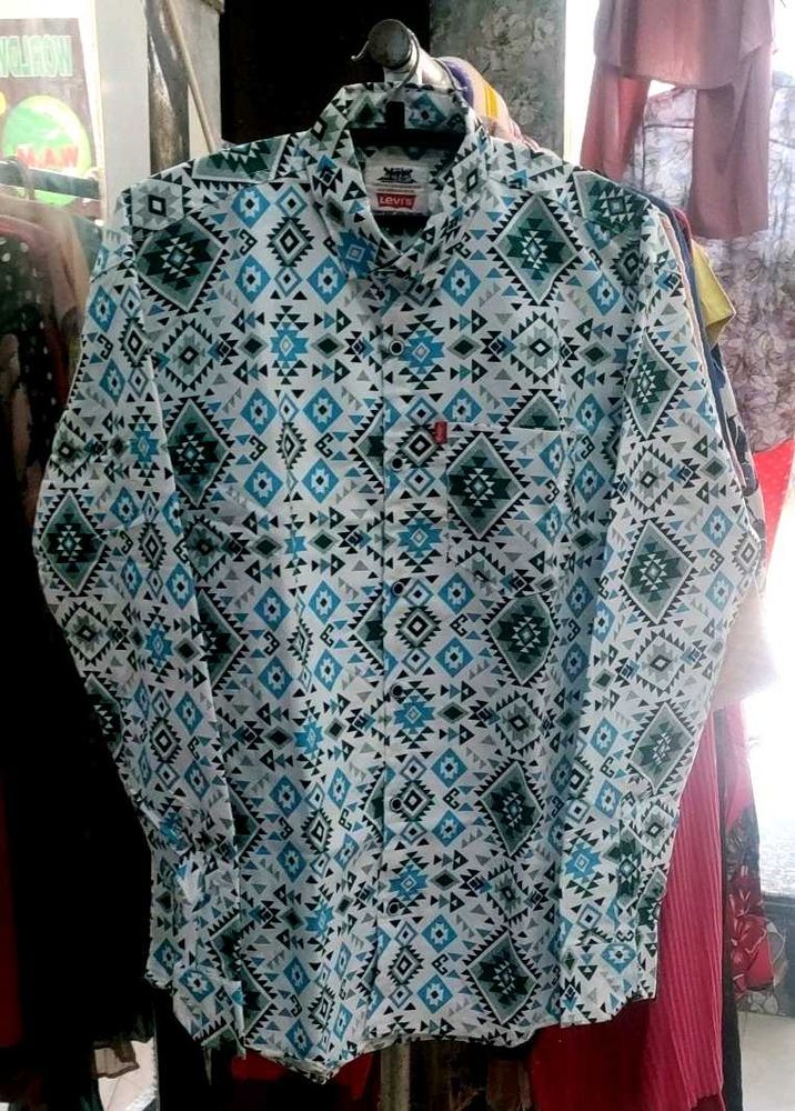 Levi&#39;s Patterned Shirt