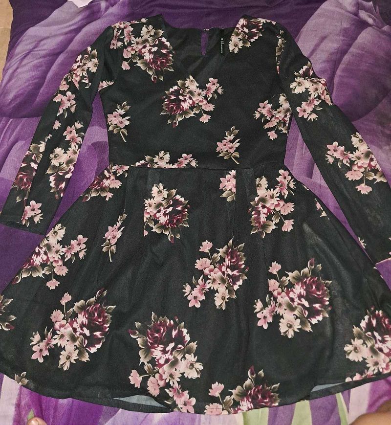Here &amp; Now Black Flower Dress