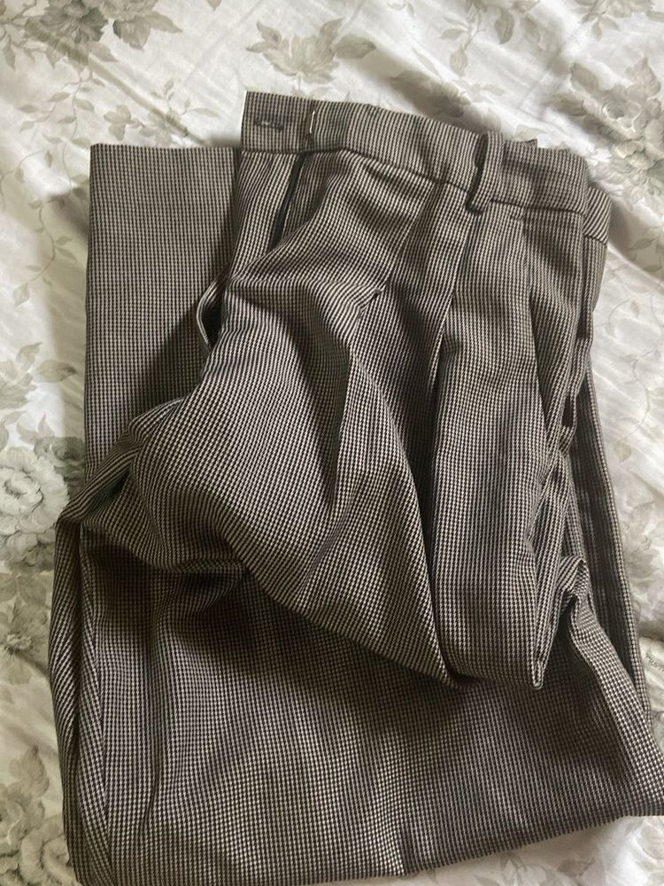 H&amp;M Patterned Women&#39;s Pants