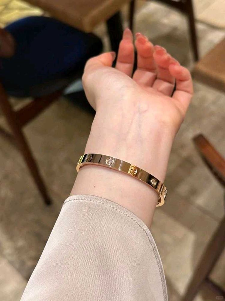 Designer Gold Cartier Bracelet