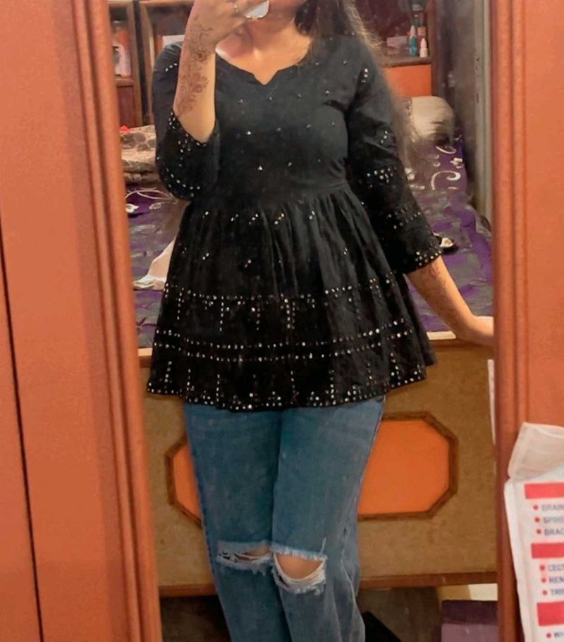 Short Kurti
