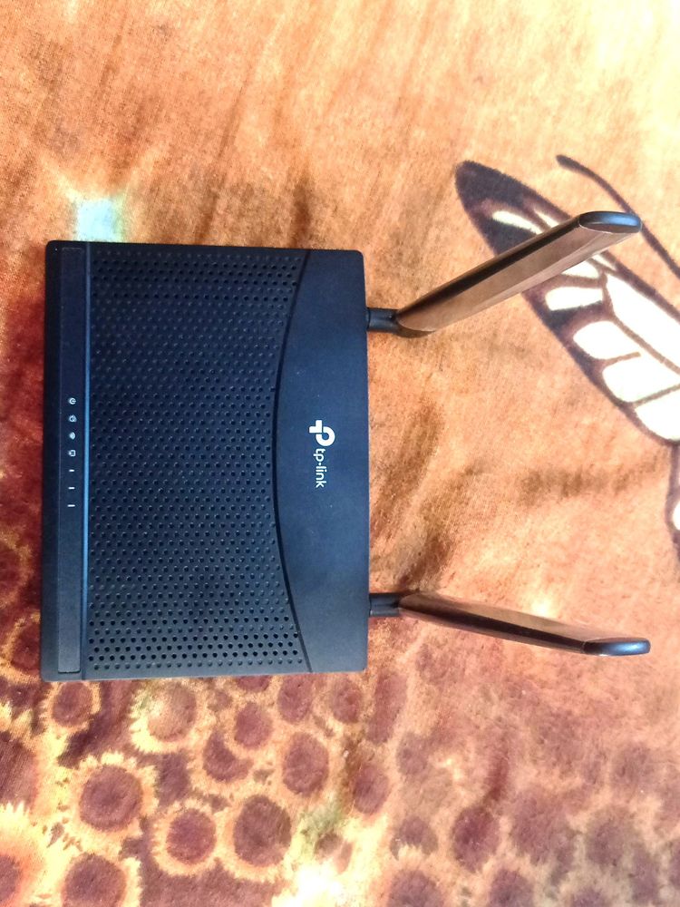 TP LINK ROUTER