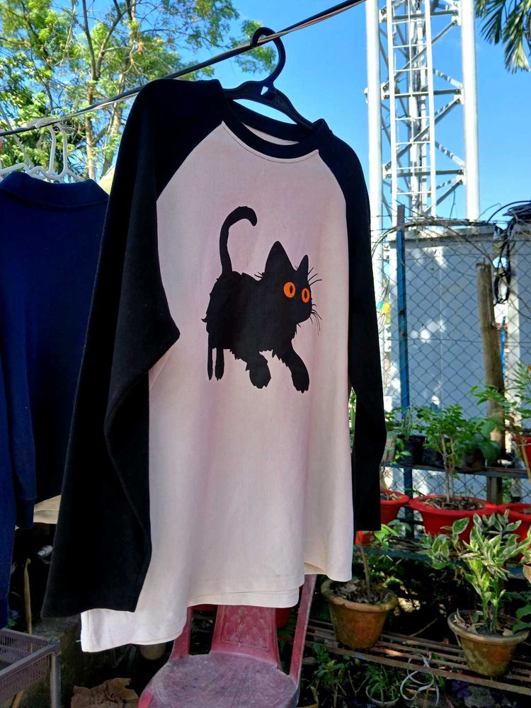Cat Graphic Tee