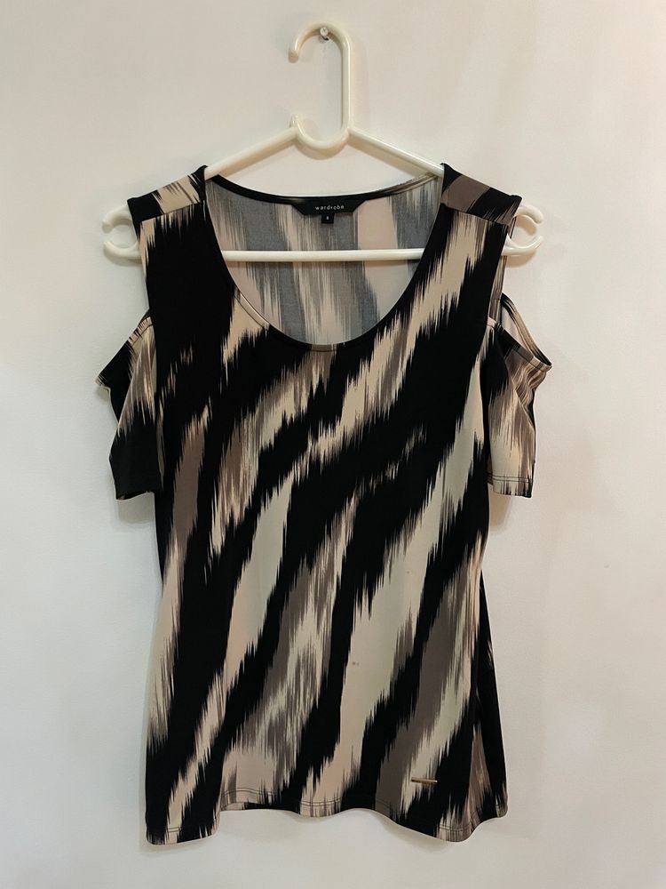 Wardrobe Brand Size S Top In Black &amp; Skin Colour