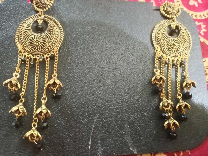 Earings