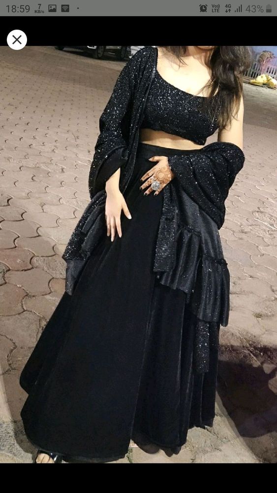 black lehenga