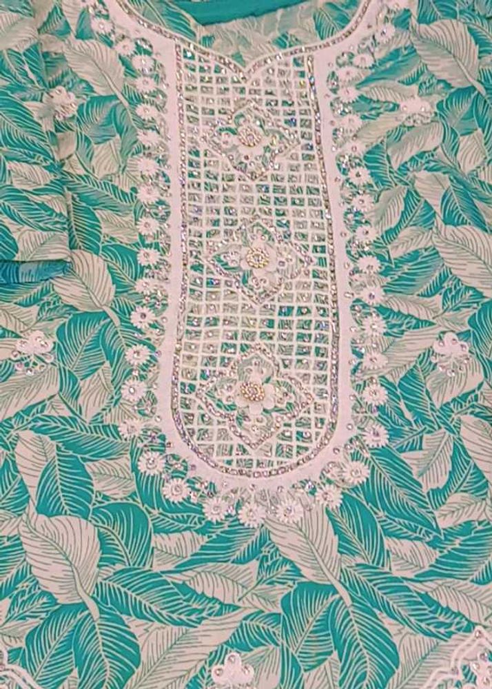 Pakistani Kashidakari Less Work Suit 3pc