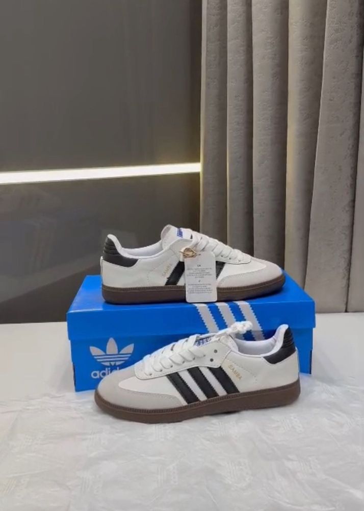 ADIDAS Samba black white