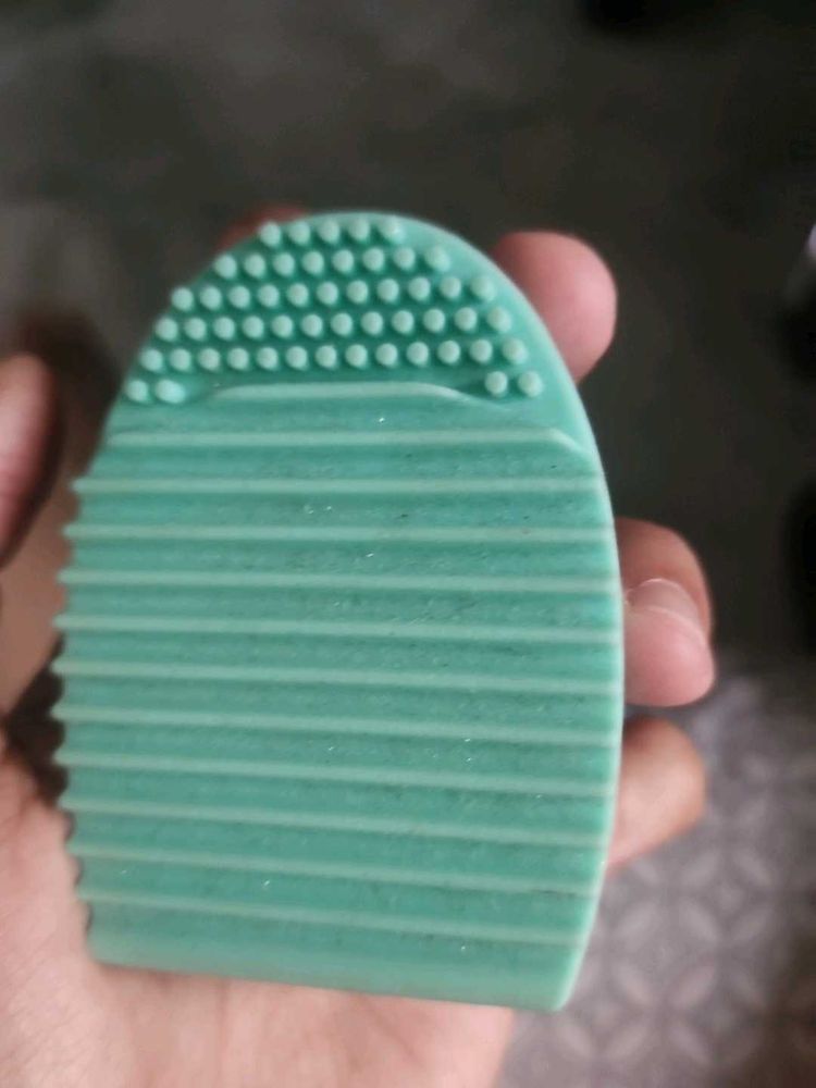 Brush Cleaning Pad