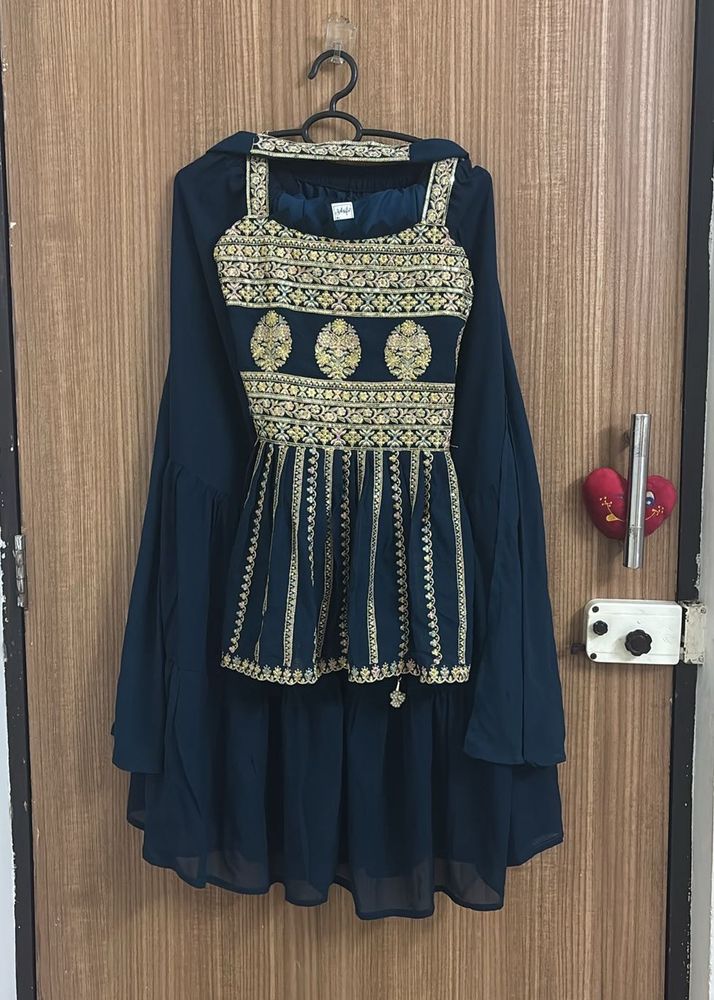 Elegant Embroidered Kurta Pallazo Set