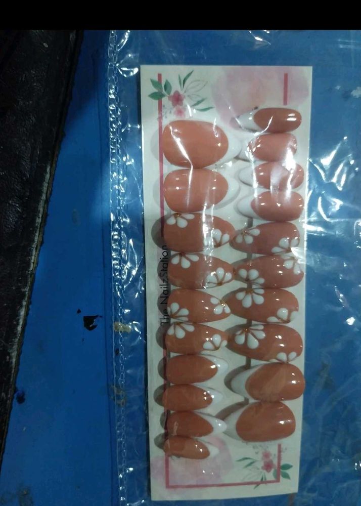 Press On Nails