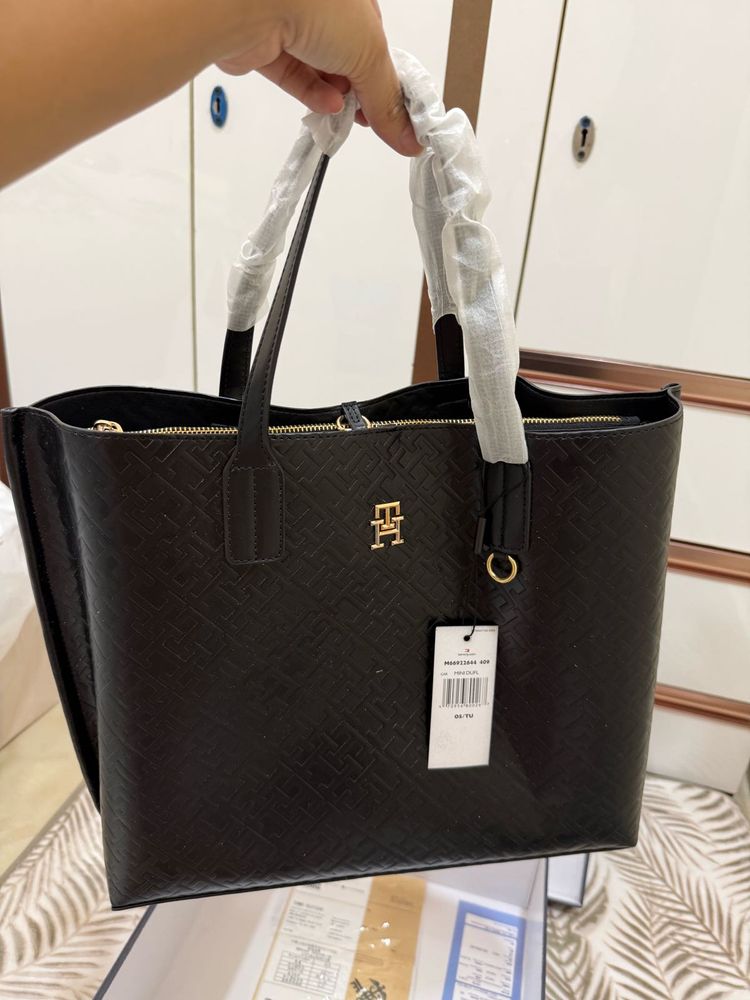 Tommy Hilfiger Tote Bag