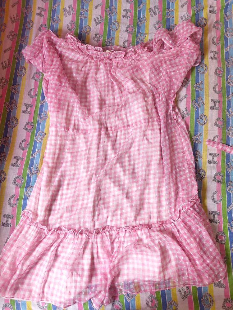 Cute Pink gingham Dress