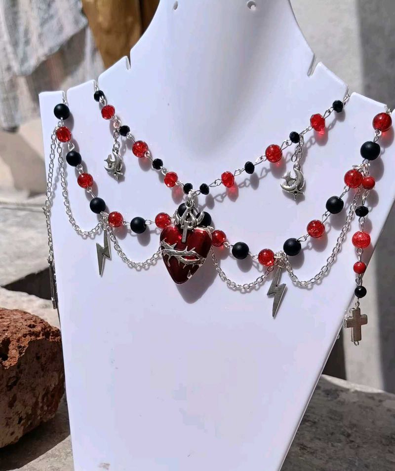 ~`•°Bloody Heart Necklace°•~
