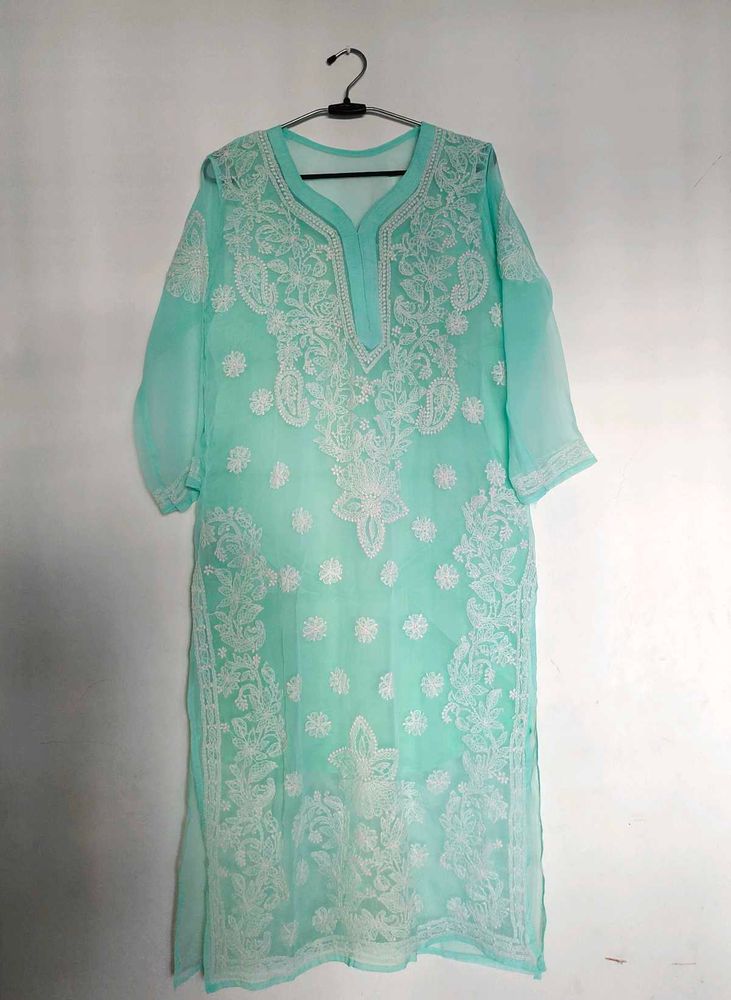 Embroidered Chikankari Kurti