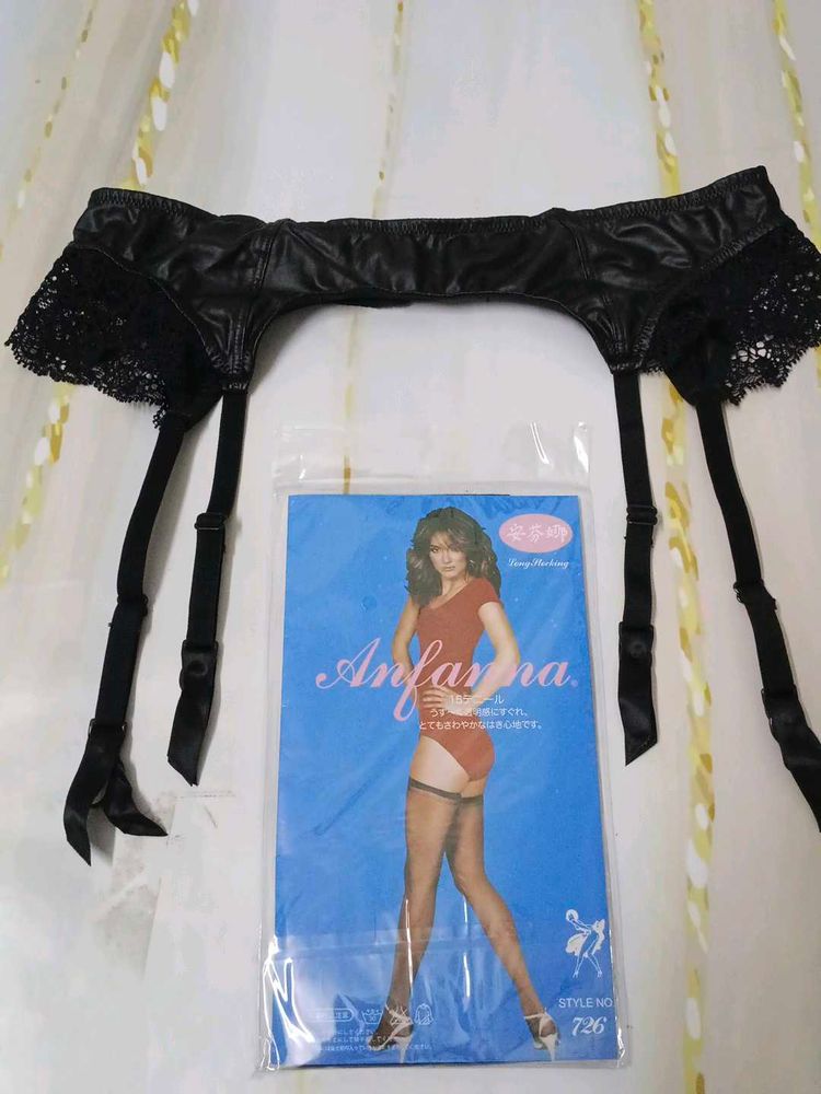(1024)Black Lace Garter Belt