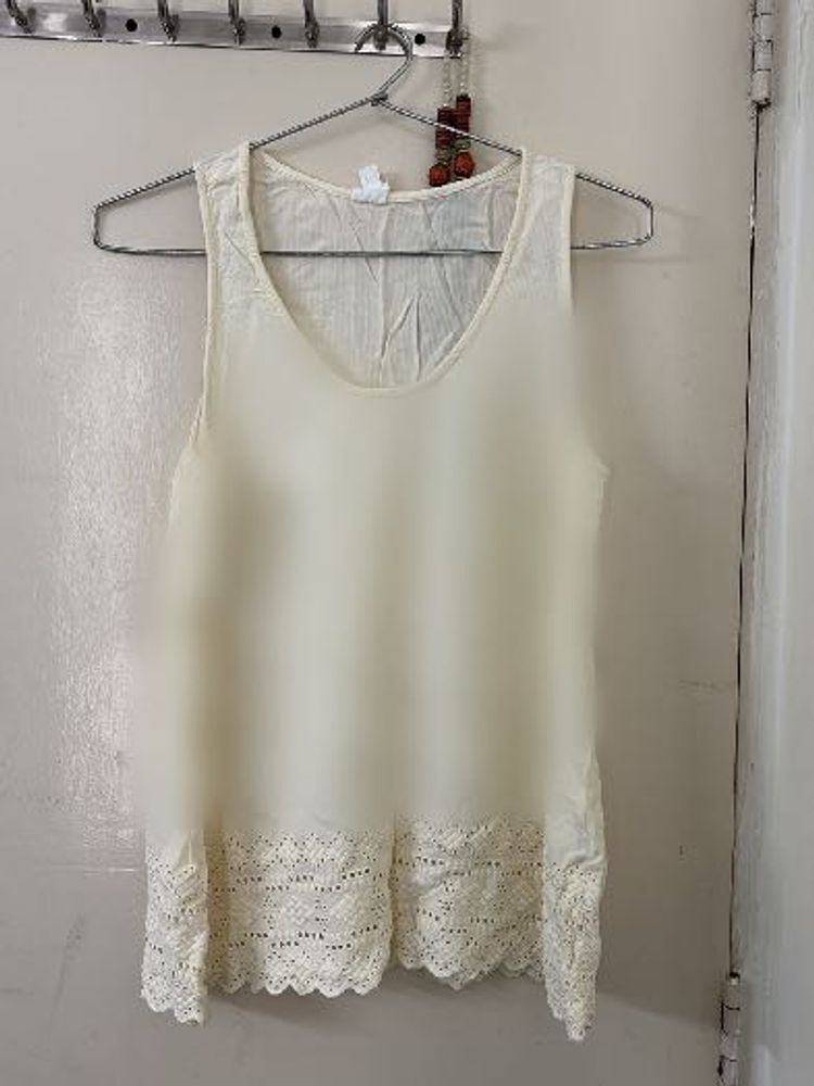 GAP Ivory Lace Trim Tank Top