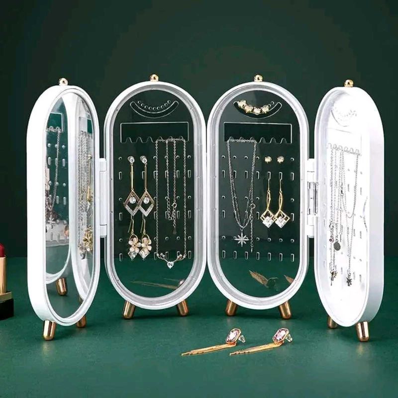 Capsule Jewelry Box*