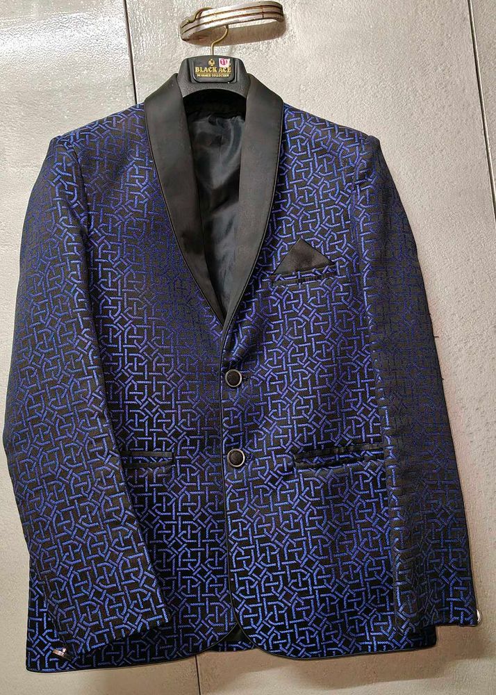 Stylish Blue Patterned Blazer